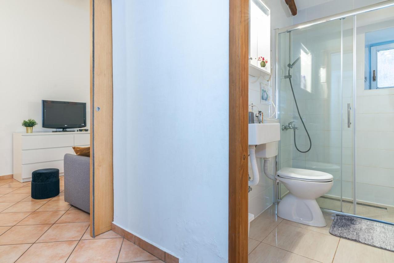 Apartment Gobac Icici Bagian luar foto