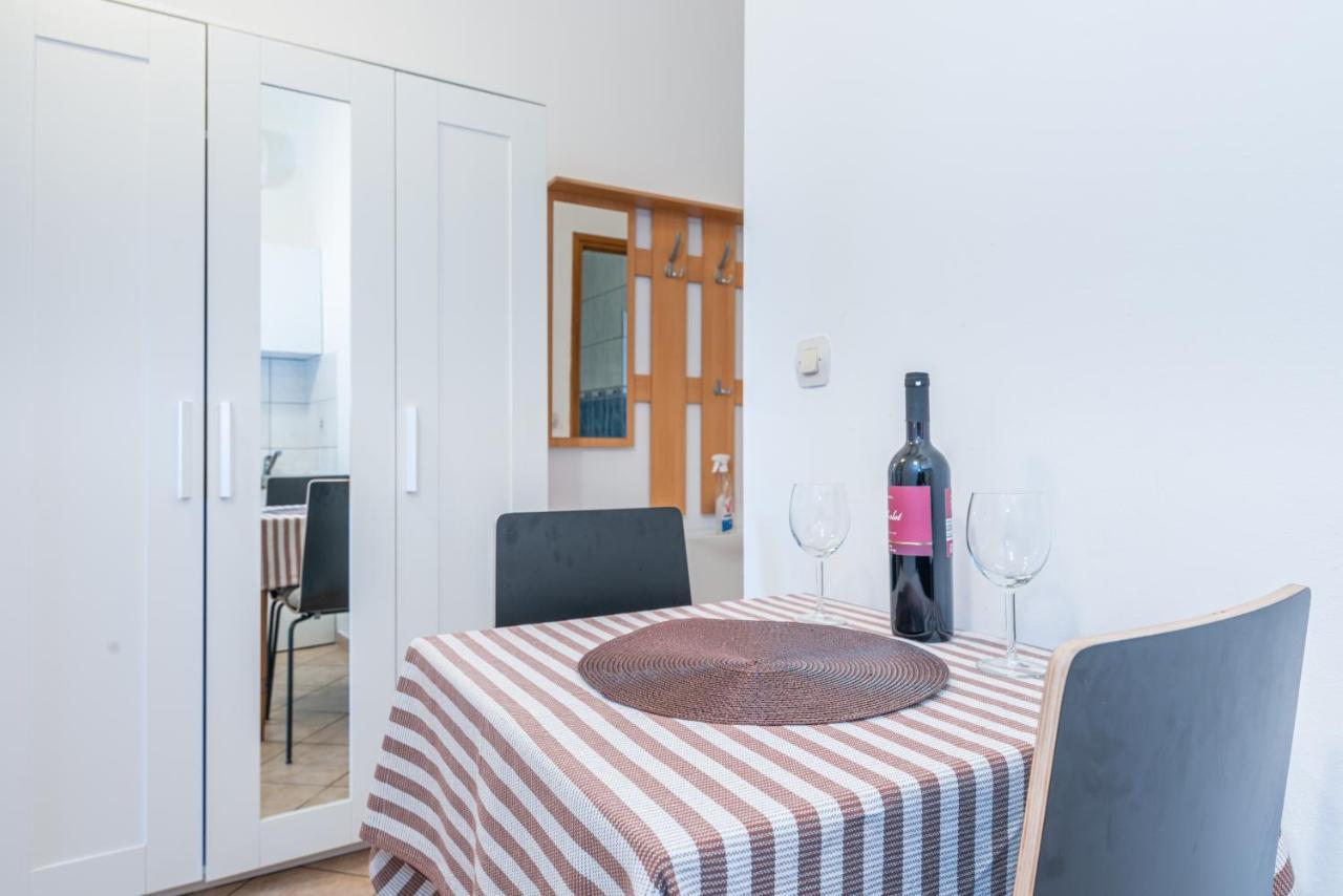 Apartment Gobac Icici Bagian luar foto